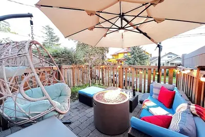 Image de Modern 2br w Fire Pit & Bbq - Perfect for Families, Travel Nurses & Corp Housing
