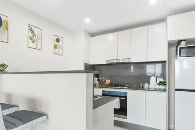 Image de Vivid Unit Next to Campsie 6 mins to train station