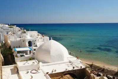Image de Appartement de luxe avec piscine à proximité de la plage