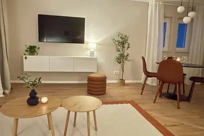 Image de West wing apartment centrally located, Westflügel Apartment zentral mit Parkplatz