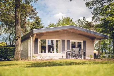 Image de Bungalow à Voorthuizen près de la plage du lac