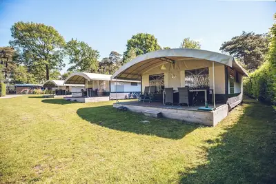 Image de Glamping de luxe en tente lodge