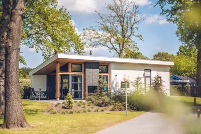 Image de Villa confortable avec cheminée transparente