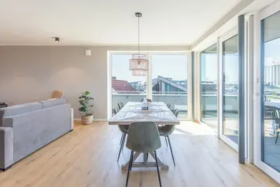 Image de Apartment at the old customs office (Deluxe) directly at Husum harbor