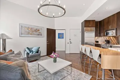 Image de One Block from Gondola 1br, Ac, Sundeck, Hot-Tub!