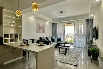 Image de Experience Tranquility in our 1 Bedroom Apartment with an extra room in Nairobi.