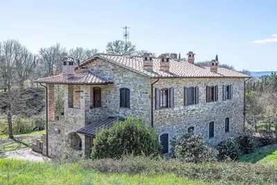 Image de Appartement dans une maison de vacances avec Wifi, piscine, Tv, patio, animaux admis, parking