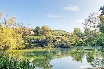 Image de Appartement dans une maison de vacances avec piscine, climatisation, Wifi, Tv, terrasse, parking