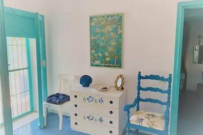 Image de Small villa 50 steps from the sea