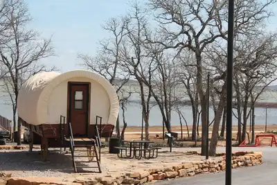 Image de Wagon 3 - Charming West Wagon Getaway | Modern Comfort & Rustic Vibes