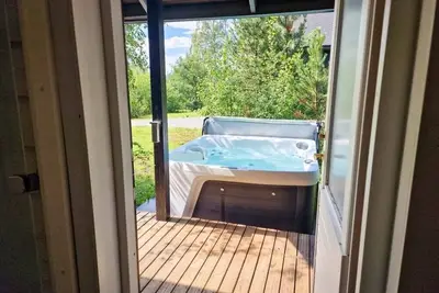 Villa Rantatuuli, Himosranta