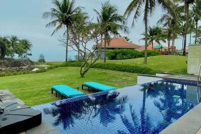 Image de Spacious Villa With A Private Pool - F6