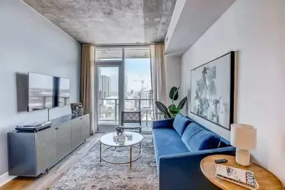 Image de Austin Cowboy |Heated Rooftop Pool| by Barclé