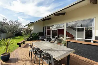 Image de Onerahi Oasis! Outdoor entertainers delight