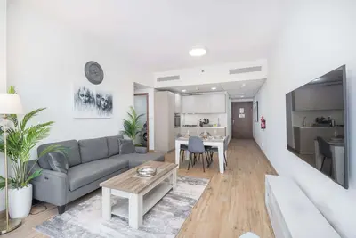 Image de Feel the Luxury in this 1 Bedroom in East 40 Tower