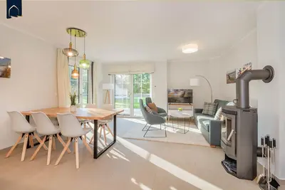 Image de Stylish vacation home in a fishing village with garden, 3 floors & infrared cabin on the ground floor