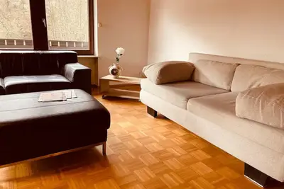 Image de Country house by the stream with garden