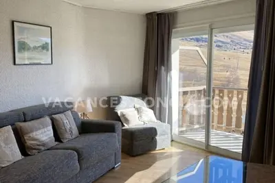 Image de Alpe d’Huez appartement au pied des pistes 6 couchages très bien équipé garage