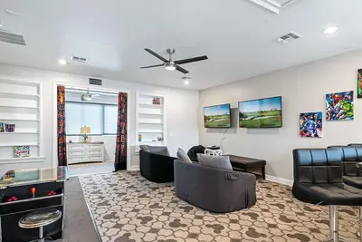 Image de Last Minute Disney! Private Pool, Game Room & Themed Bedrooms. Book Now! #128669