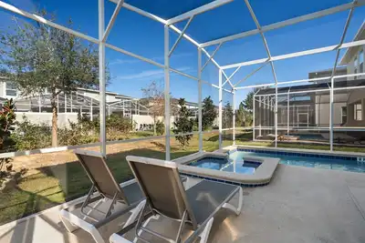 Image de Disney! Private Pool, Hot Tub, Game Room & Themed Bedrooms. Book Now! #Cg777