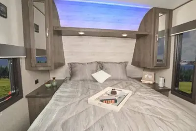 Image de Cozy Rv with 1 bedroom and bunk and Ac, WiFi in relaxing Kempner
