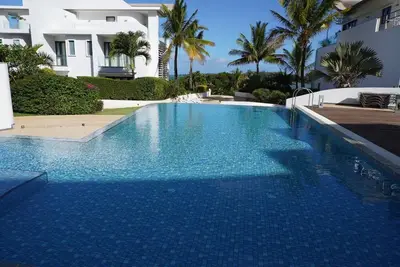 4 Bedroom Beachfront Golf Villa