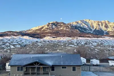 Image de Yellowstone Escape! Unit 3 Main Level