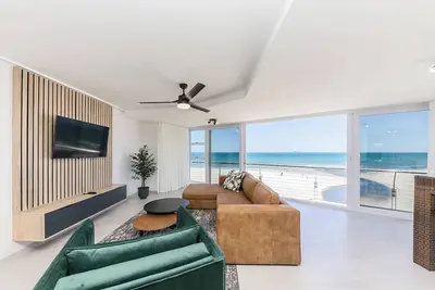 Image de Lagoon Beach Retreat | Ocean Views | Communal Pool