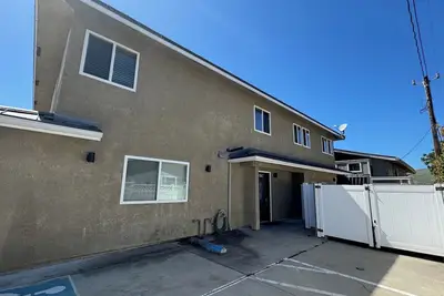 Image de Steps to the Beach & Heart of Cayucos: Welcome to The Whale