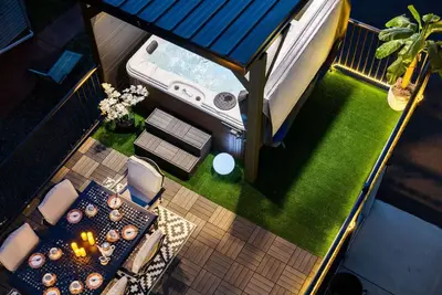 Image de #1 Pick For Style, Amenities, Location, & Comfort