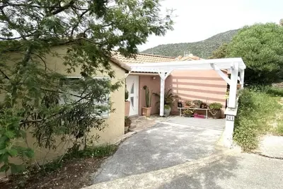 Image de Belle Villa climatisée située en haut du Domaine des Maurels.