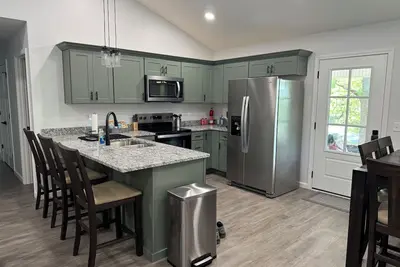 Image de New construction 3-bedroom home less than 1 mile from Kentucky Lake