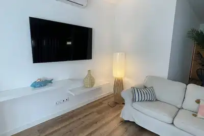 Image de Charming 1-bedroom apartment in delightful Praia da Vitória with Ac, WiFi