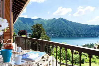 Image de Cernobbio Lake View - Une Chambre Appartement, Couchages 4