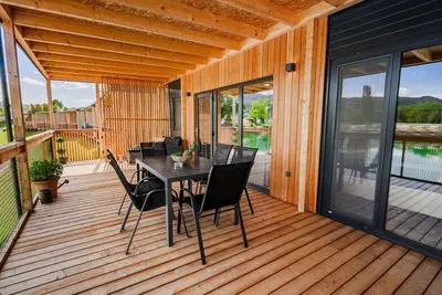 Image de Three Bedroom Mobile Home 15/018