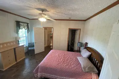 Image de 3-bedroom mobile home in delightful Delacroix with Ac, WiFi