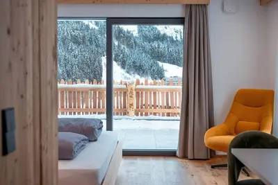 Image de Appartement \"Lodge 2\" avec vue sur les montagnes, terrasse privée et Wi-Fi