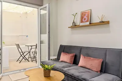 Image de La Cala Home - Cala Azul - Studio en rez-de-chaussée avec patio et piscine privés