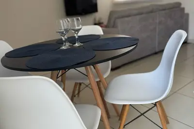 Image de Cozy apartment close to Catuai, Uem, Vivaro and Lebloc shopping malls.