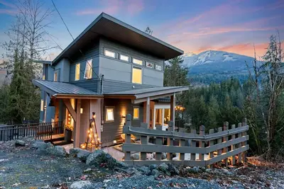 Image de Peaceful River Guest Suite - Forests, Mountains, Hiking, River, Fishing