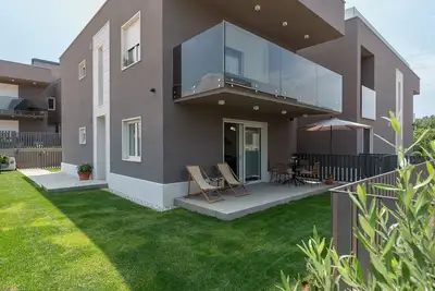 Image de Appartement de deux chambres avec la terrasse Porec (A-24316-a)