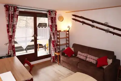 Image de Studio calme pieds de pistes
