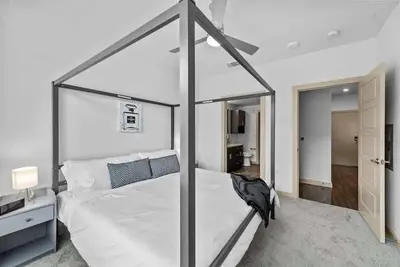 Image de Apt 346 · Luxury King Free Parking Hwy121