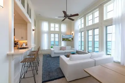 Image de 4 Br All-Inclusive Villa @ Ambergris Cay: Lands' End