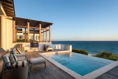 Image de 4 Br All-Inclusive Villa @ Ambergris Cay: Osprey