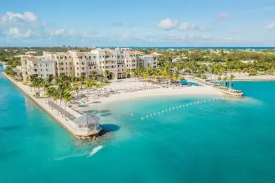 Image de 3 Br Oceanfront, All-Inclusive Suite at Blue Haven Resort