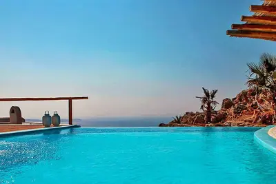 Image de Villa à Myconos avec 5 chambres à coucher, 10 couchages