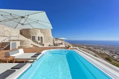 Villa à Fira avec 5 chambres à coucher, 10 couchages