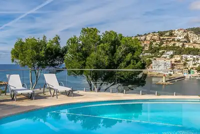 Image de Villa à Andratx avec 6 chambres à coucher, 12 couchages