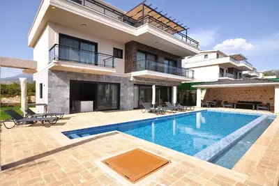 Image de Kalkan Da DENİZ Manzarali ÖZEL Havuzlu LÜKS VİLLA